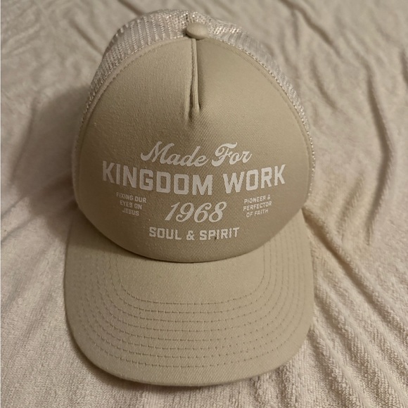 Other - Beige Trucker Hat